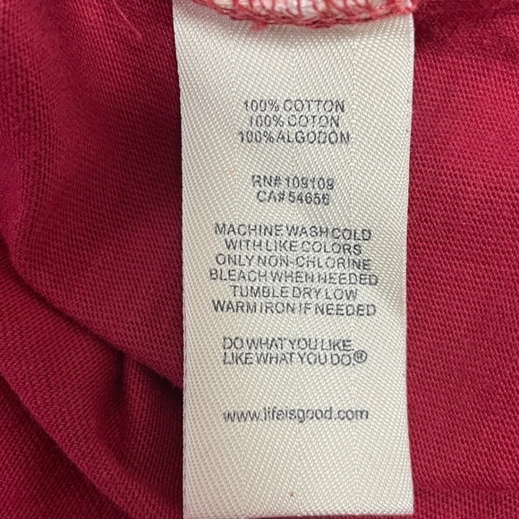 Life is Good Snowflake Festive Red Holiday Winter Tee S - Picture 2 of 7